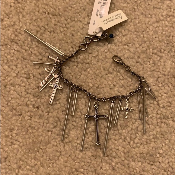 Lucky Brand Cross Charm Bracelet -NWT - Picture 3 of 5